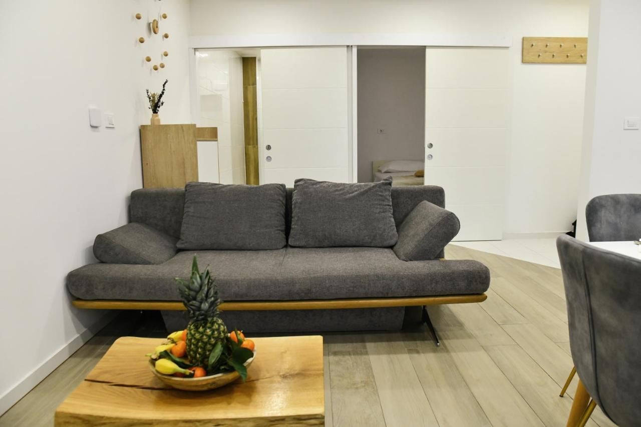 Apartment Maris سيني المظهر الخارجي الصورة